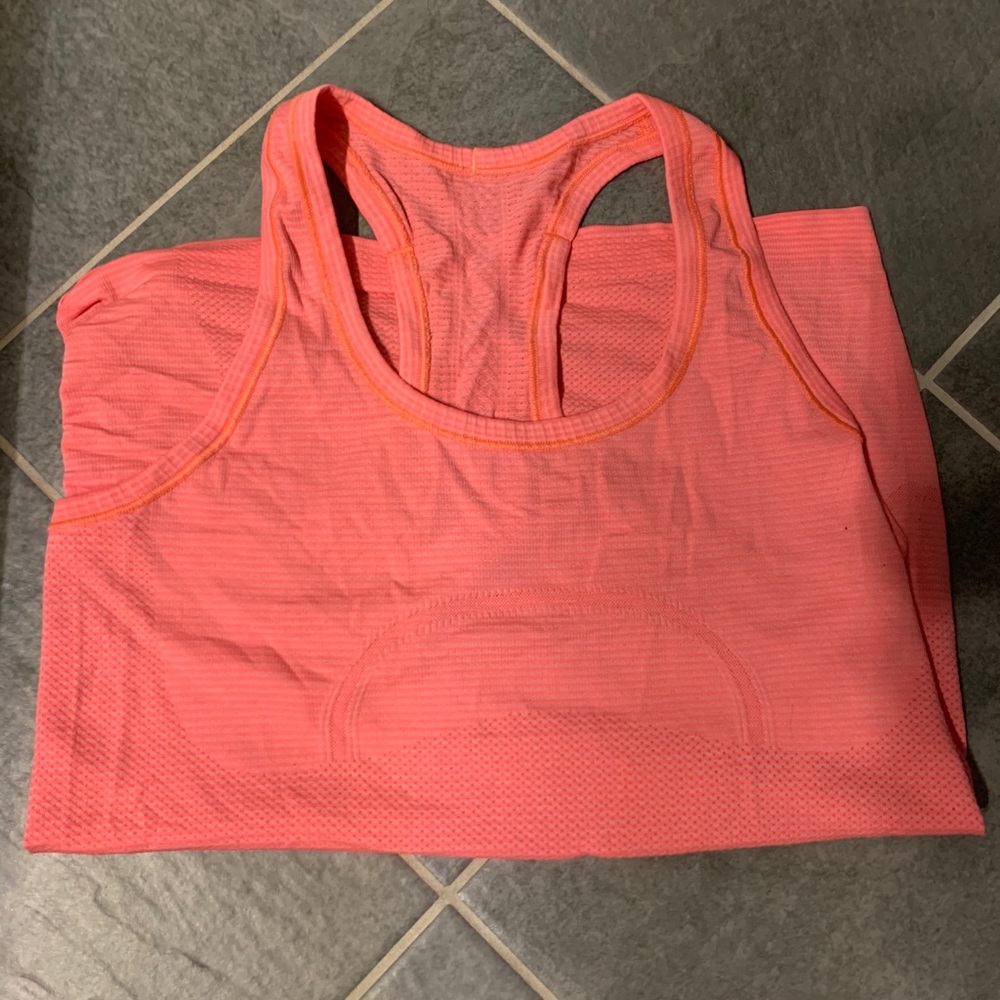 coral lululemon tank top